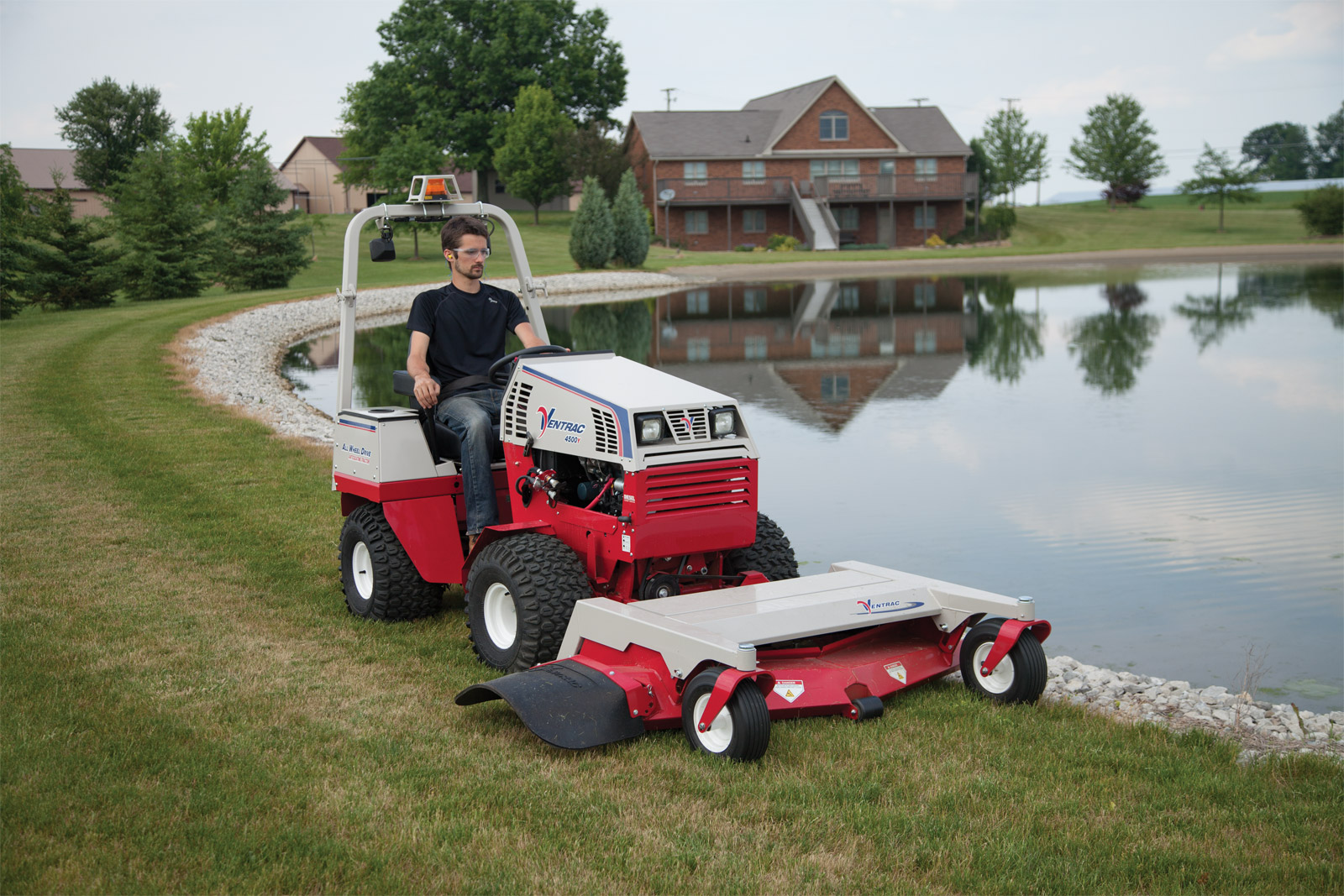 Ventrac Full Size Gallery Image 1