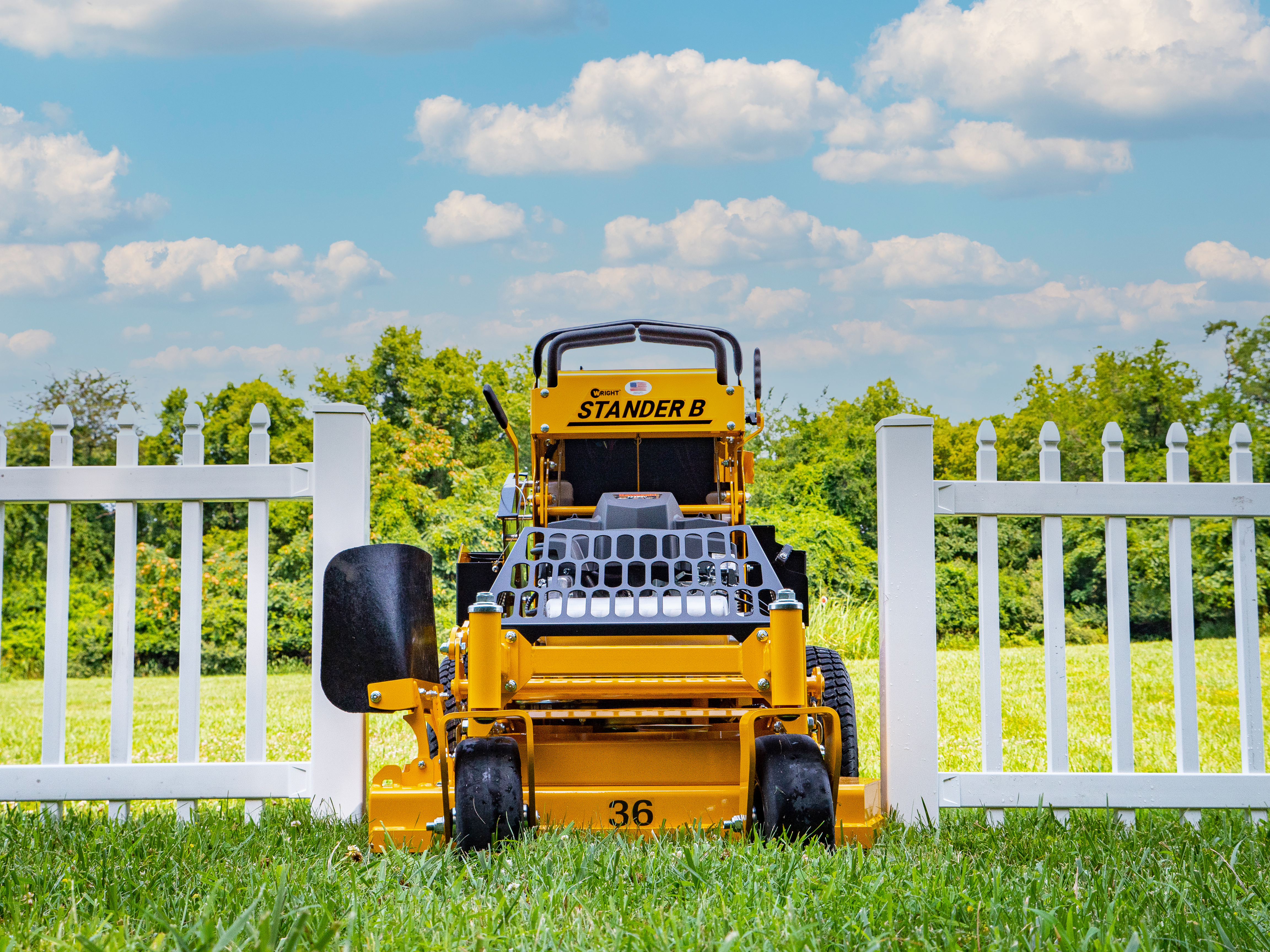 COMMERCIAL STANDER MOWER: STANDER® B