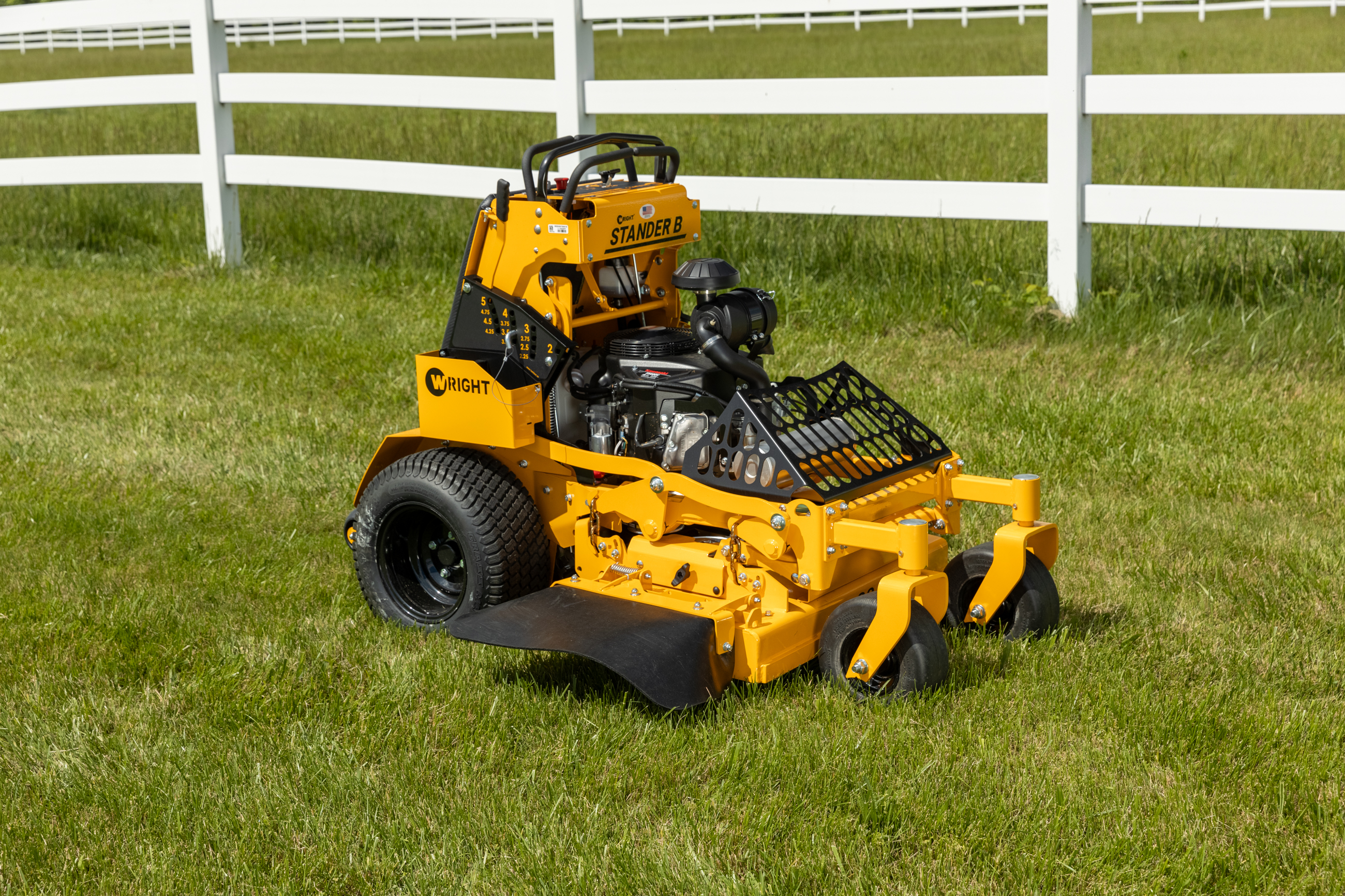 COMMERCIAL STANDER MOWER: STANDER® B