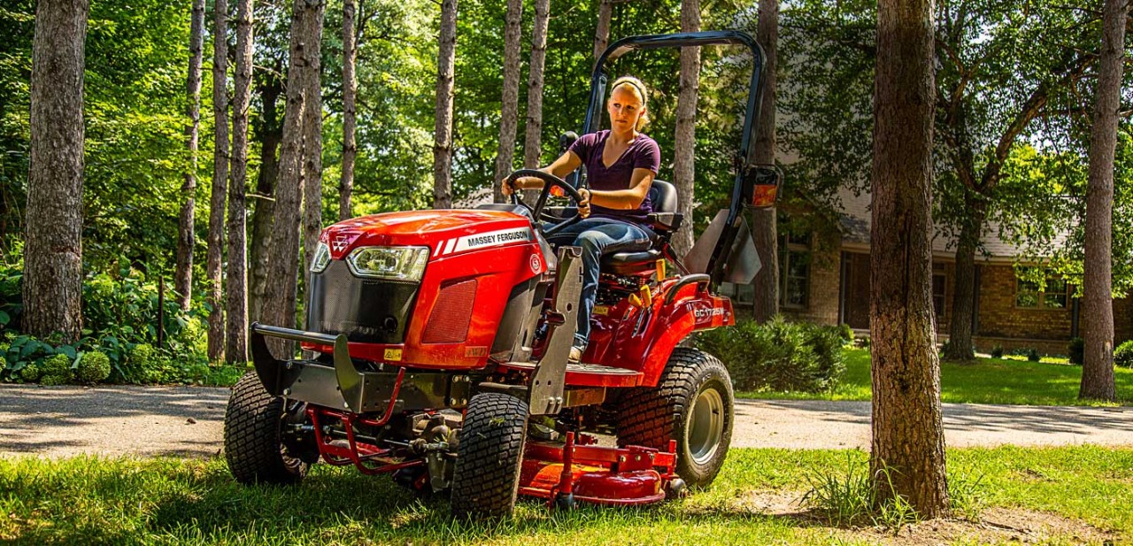 Massey GC1700