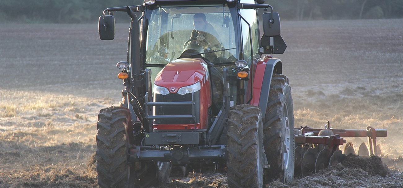 massey-5700-milling
