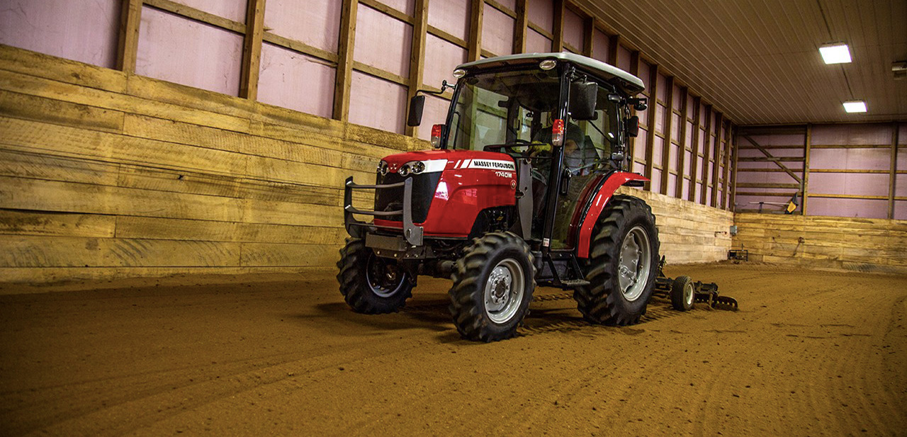 Massey Ferguson 1700M Series Barn